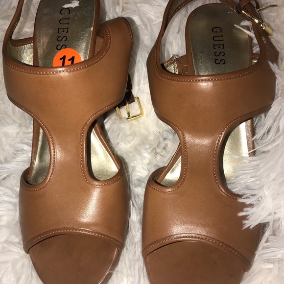 Guess wedge heels, Size 11! NWOT! - Picture 2 of 5
